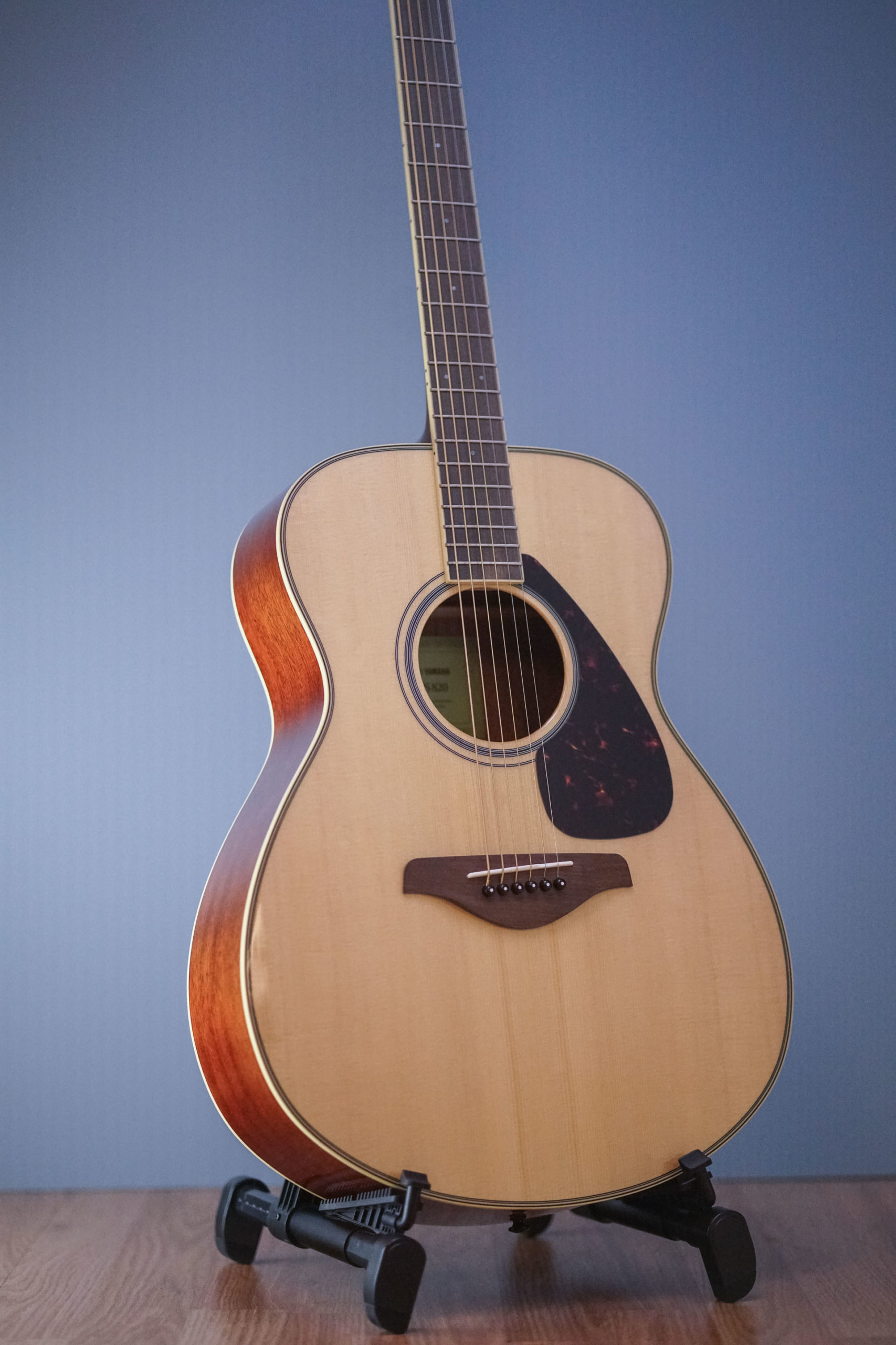 Yamaha FS820 Acoustic Guitar Concert Natural