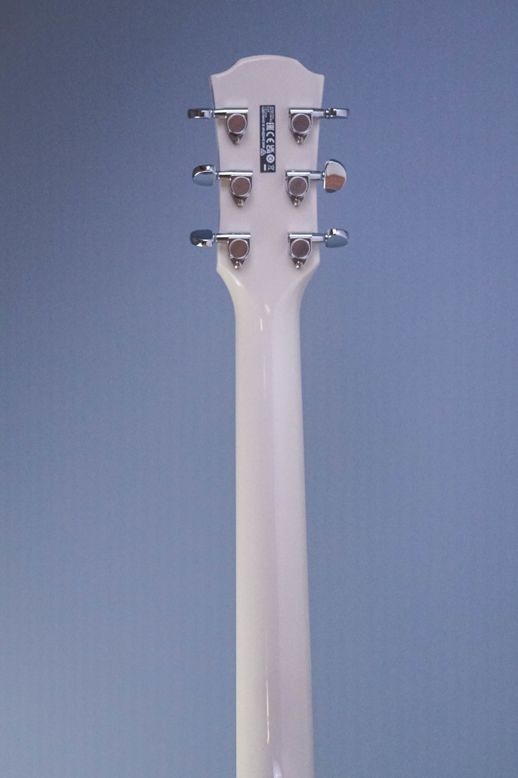 APX600 - vintage white Guitare electro acoustique Yamaha