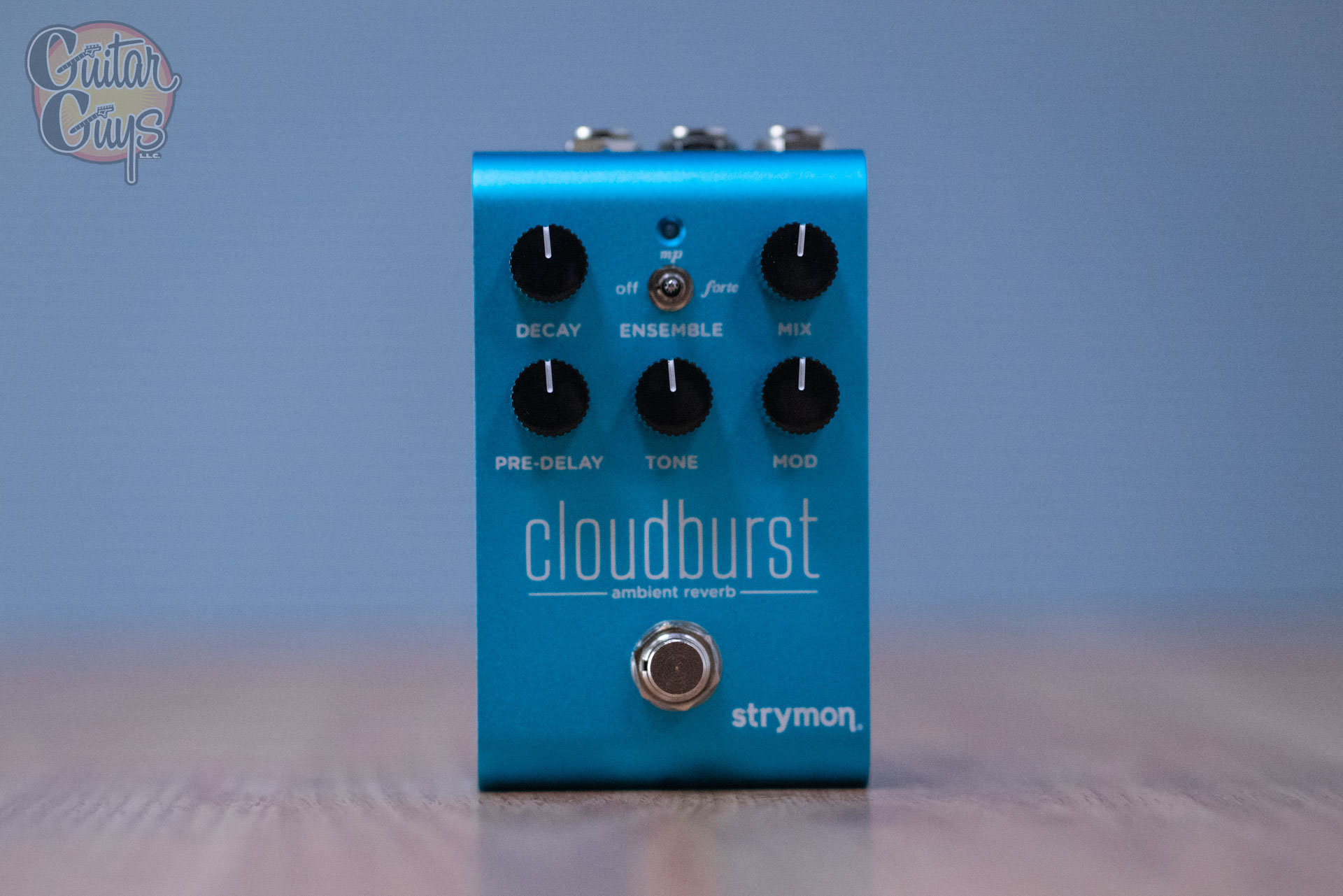 Strymon Cloudburst Ambient Reverb   Guitar Guys